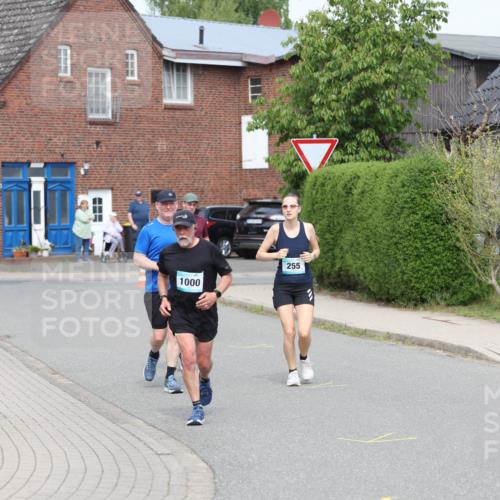 10.05.2026 - 8. Wedeler Halbmarathon Andreas Tolksdorf http://msf.ph/oto/9694687 10.05.2026 10:23:43 Laufen 1, 382, 1000, 255 meine-sportfotos.de