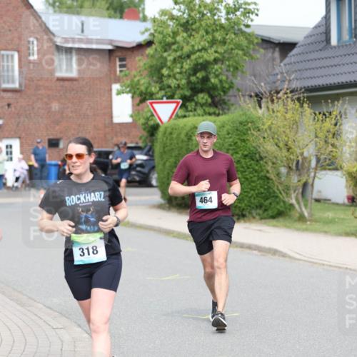 10.05.2026 - 8. Wedeler Halbmarathon Andreas Tolksdorf http://msf.ph/oto/9694715 10.05.2026 10:23:47 Laufen 464, 54, 318 meine-sportfotos.de