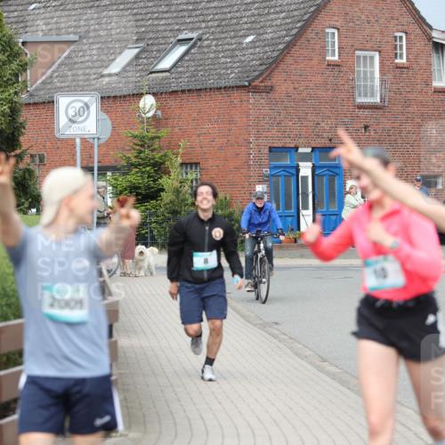 10.05.2026 - 8. Wedeler Halbmarathon Andreas Tolksdorf http://msf.ph/oto/9694776 10.05.2026 10:24:01 Laufen 30, 2001, 8 meine-sportfotos.de