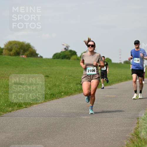 10.05.2026 - 8. Wedeler Halbmarathon Dr. Thomas Lammeyer http://msf.ph/oto/9694903 10.05.2026 11:20:04 Laufen 2106, 2138 meine-sportfotos.de