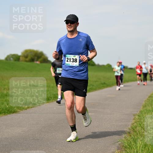 10.05.2026 - 8. Wedeler Halbmarathon Dr. Thomas Lammeyer http://msf.ph/oto/9694952 10.05.2026 11:20:07 Laufen 224, 2138, 171 meine-sportfotos.de