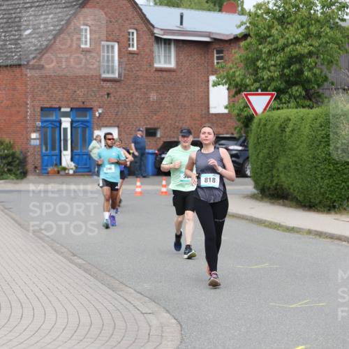 10.05.2026 - 8. Wedeler Halbmarathon Andreas Tolksdorf http://msf.ph/oto/9694992 10.05.2026 10:25:10 Laufen 396, 818 meine-sportfotos.de