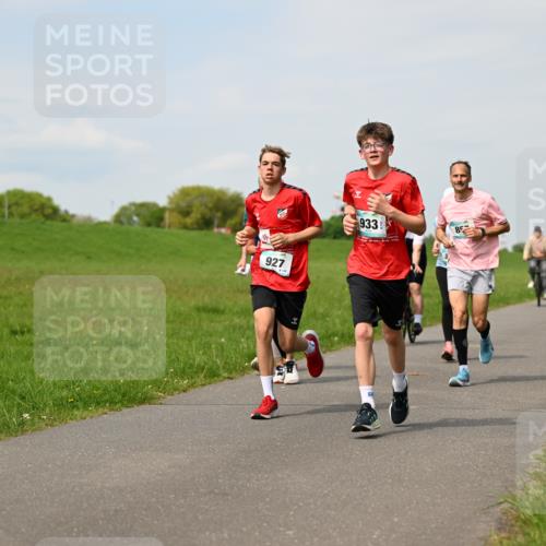 10.05.2026 - 8. Wedeler Halbmarathon Dr. Thomas Lammeyer http://msf.ph/oto/9695040 10.05.2026 11:20:16 Laufen  meine-sportfotos.de