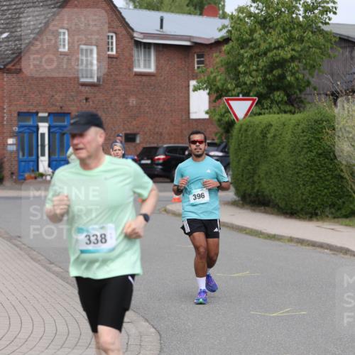 10.05.2026 - 8. Wedeler Halbmarathon Andreas Tolksdorf http://msf.ph/oto/9695041 10.05.2026 10:25:14 Laufen 338, 396 meine-sportfotos.de