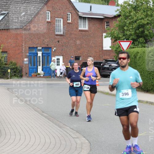 10.05.2026 - 8. Wedeler Halbmarathon Andreas Tolksdorf http://msf.ph/oto/9695065 10.05.2026 10:25:15 Laufen 30, 465, 2188, 396 meine-sportfotos.de