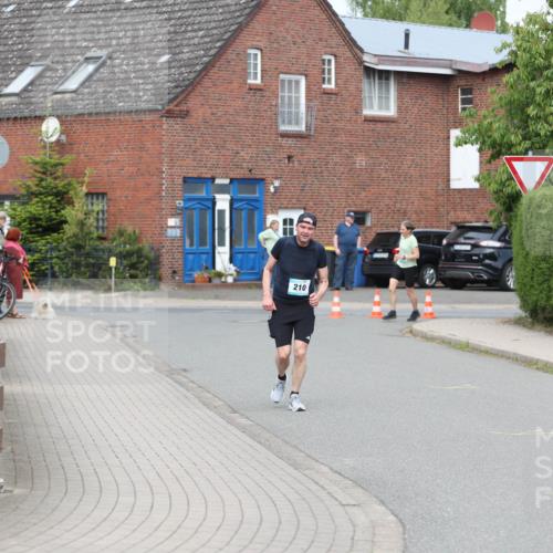 10.05.2026 - 8. Wedeler Halbmarathon Andreas Tolksdorf http://msf.ph/oto/9695110 10.05.2026 10:25:25 Laufen 3, 210 meine-sportfotos.de
