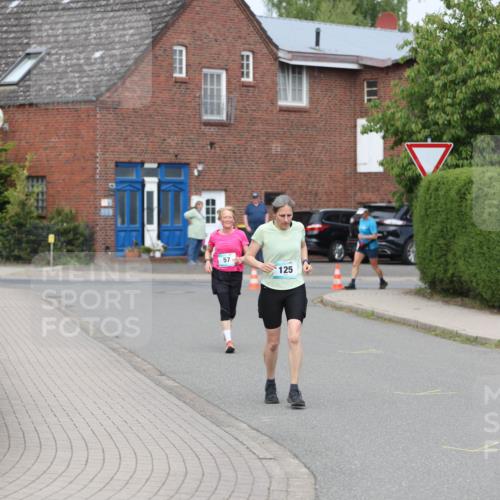 10.05.2026 - 8. Wedeler Halbmarathon Andreas Tolksdorf http://msf.ph/oto/9695119 10.05.2026 10:25:33 Laufen 30, 57, 125 meine-sportfotos.de