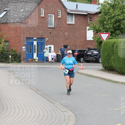 10.05.2026 - 8. Wedeler Halbmarathon Andreas Tolksdorf http://msf.ph/oto/9695195 10.05.2026 10:25:42 Laufen 30, 716 meine-sportfotos.de