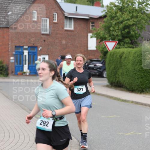 10.05.2026 - 8. Wedeler Halbmarathon Andreas Tolksdorf http://msf.ph/oto/9695260 10.05.2026 10:26:07 Laufen 292, 327 meine-sportfotos.de