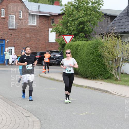 10.05.2026 - 8. Wedeler Halbmarathon Andreas Tolksdorf http://msf.ph/oto/9695355 10.05.2026 10:26:21 Laufen 2133, 241 meine-sportfotos.de