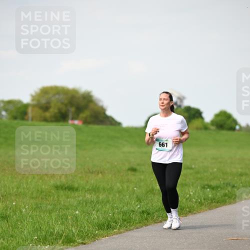 10.05.2026 - 8. Wedeler Halbmarathon Dr. Thomas Lammeyer http://msf.ph/oto/9695466 10.05.2026 11:21:27 Laufen 661 meine-sportfotos.de