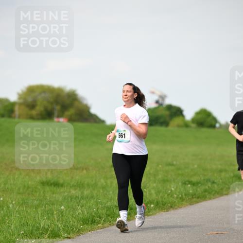 10.05.2026 - 8. Wedeler Halbmarathon Dr. Thomas Lammeyer http://msf.ph/oto/9695477 10.05.2026 11:21:28 Laufen 661 meine-sportfotos.de