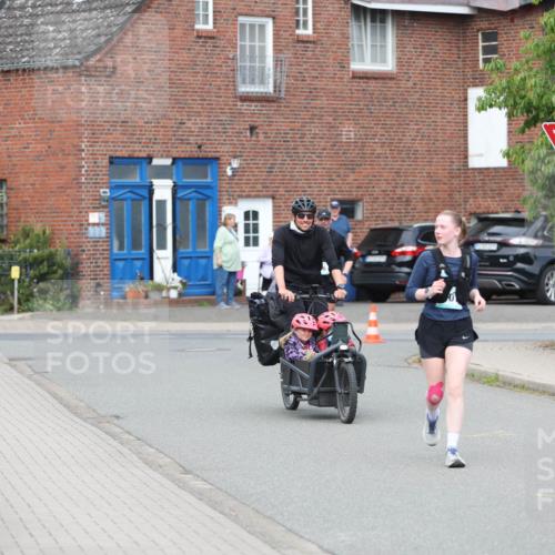 10.05.2026 - 8. Wedeler Halbmarathon Andreas Tolksdorf http://msf.ph/oto/9695522 10.05.2026 10:27:06 Laufen 10 meine-sportfotos.de