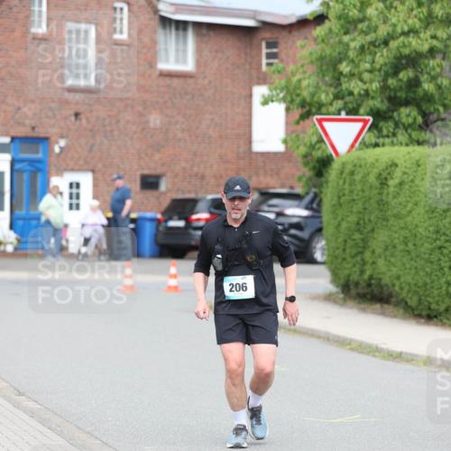 10.05.2026 - 8. Wedeler Halbmarathon Andreas Tolksdorf http://msf.ph/oto/9695544 10.05.2026 10:27:15 Laufen 206 meine-sportfotos.de