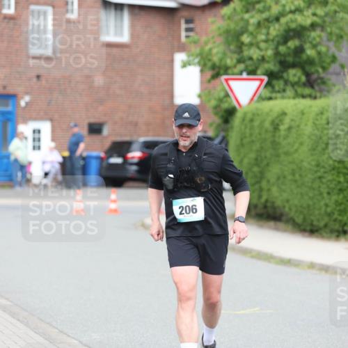 10.05.2026 - 8. Wedeler Halbmarathon Andreas Tolksdorf http://msf.ph/oto/9695557 10.05.2026 10:27:16 Laufen 206 meine-sportfotos.de