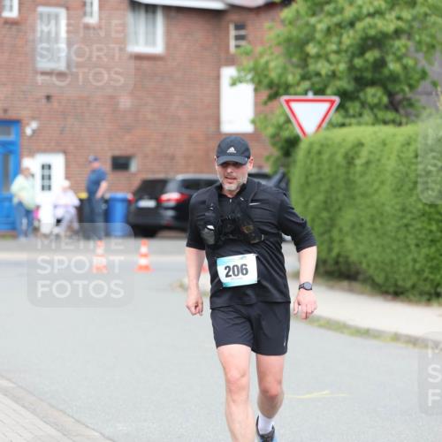 10.05.2026 - 8. Wedeler Halbmarathon Andreas Tolksdorf http://msf.ph/oto/9695559 10.05.2026 10:27:16 Laufen 344, 206 meine-sportfotos.de
