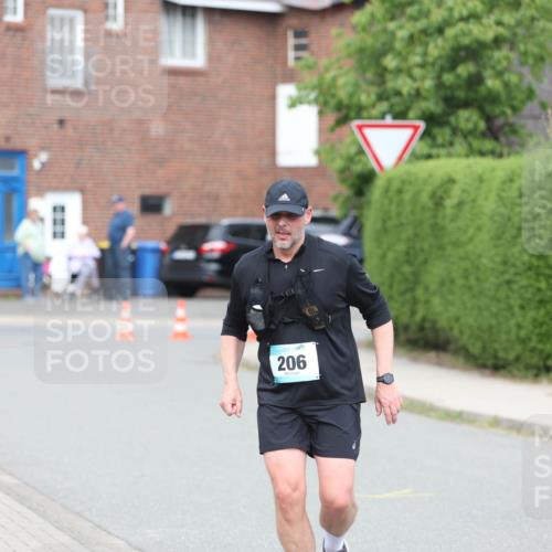 10.05.2026 - 8. Wedeler Halbmarathon Andreas Tolksdorf http://msf.ph/oto/9695562 10.05.2026 10:27:16 Laufen 206 meine-sportfotos.de