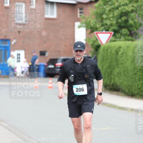 10.05.2026 - 8. Wedeler Halbmarathon Andreas Tolksdorf http://msf.ph/oto/9695566 10.05.2026 10:27:16 Laufen 206 meine-sportfotos.de