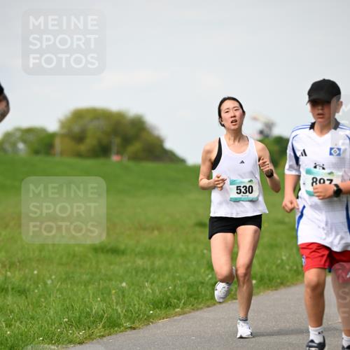 10.05.2026 - 8. Wedeler Halbmarathon Dr. Thomas Lammeyer http://msf.ph/oto/9695568 10.05.2026 11:21:35 Laufen 040, 807, 530 meine-sportfotos.de