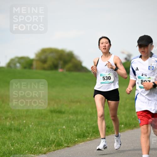 10.05.2026 - 8. Wedeler Halbmarathon Dr. Thomas Lammeyer http://msf.ph/oto/9695570 10.05.2026 11:21:36 Laufen 530, 807 meine-sportfotos.de