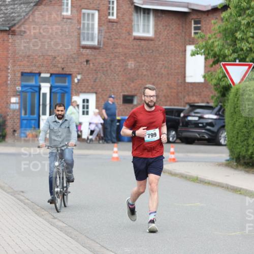 10.05.2026 - 8. Wedeler Halbmarathon Andreas Tolksdorf http://msf.ph/oto/9695594 10.05.2026 10:27:28 Laufen 799 meine-sportfotos.de