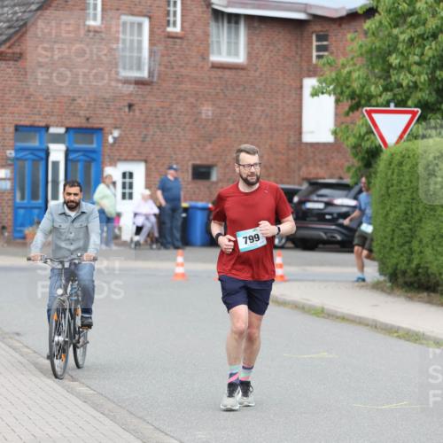 10.05.2026 - 8. Wedeler Halbmarathon Andreas Tolksdorf http://msf.ph/oto/9695604 10.05.2026 10:27:28 Laufen 799 meine-sportfotos.de