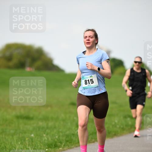 10.05.2026 - 8. Wedeler Halbmarathon Dr. Thomas Lammeyer http://msf.ph/oto/9695612 10.05.2026 11:21:44 Laufen 815 meine-sportfotos.de