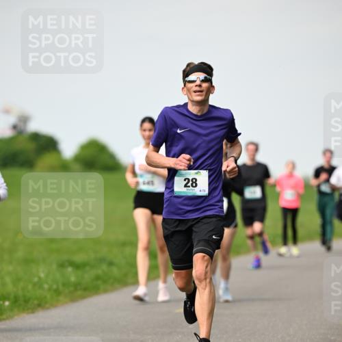 10.05.2026 - 8. Wedeler Halbmarathon Dr. Thomas Lammeyer http://msf.ph/oto/9695654 10.05.2026 11:21:47 Laufen  meine-sportfotos.de