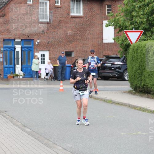 10.05.2026 - 8. Wedeler Halbmarathon Andreas Tolksdorf http://msf.ph/oto/9695671 10.05.2026 10:27:46 Laufen 1057 meine-sportfotos.de
