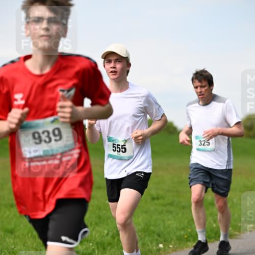 10.05.2026 - 8. Wedeler Halbmarathon Dr. Thomas Lammeyer http://msf.ph/oto/9696057 10.05.2026 11:23:04 Laufen 939, 555, 325 meine-sportfotos.de