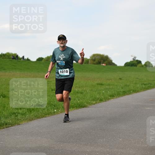 10.05.2026 - 8. Wedeler Halbmarathon Dr. Thomas Lammeyer http://msf.ph/oto/9696167 10.05.2026 11:23:29 Laufen 2015, 1010 meine-sportfotos.de