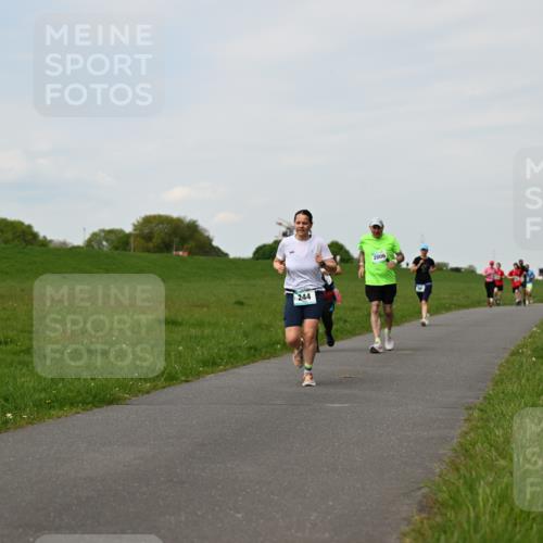 10.05.2026 - 8. Wedeler Halbmarathon Dr. Thomas Lammeyer http://msf.ph/oto/9696178 10.05.2026 11:23:41 Laufen 244, 2006 meine-sportfotos.de
