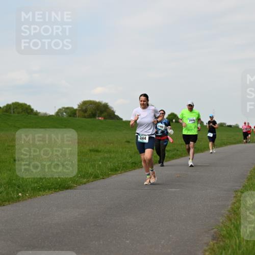 10.05.2026 - 8. Wedeler Halbmarathon Dr. Thomas Lammeyer http://msf.ph/oto/9696181 10.05.2026 11:23:42 Laufen 244, 2005, 2006 meine-sportfotos.de