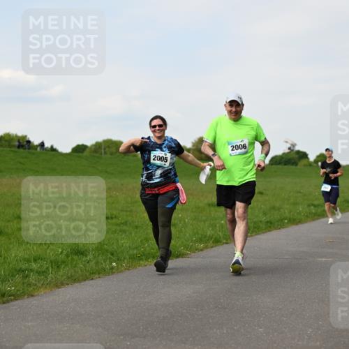 10.05.2026 - 8. Wedeler Halbmarathon Dr. Thomas Lammeyer http://msf.ph/oto/9696211 10.05.2026 11:23:46 Laufen 2005, 2006 meine-sportfotos.de