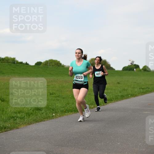 10.05.2026 - 8. Wedeler Halbmarathon Dr. Thomas Lammeyer http://msf.ph/oto/9696290 10.05.2026 11:24:06 Laufen 2223, 8270 meine-sportfotos.de