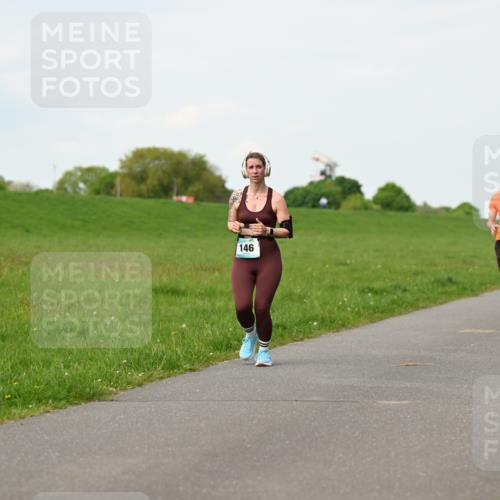 10.05.2026 - 8. Wedeler Halbmarathon Dr. Thomas Lammeyer http://msf.ph/oto/9696393 10.05.2026 11:24:37 Laufen 146, 876 meine-sportfotos.de