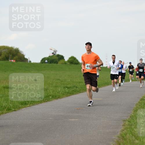 10.05.2026 - 8. Wedeler Halbmarathon Dr. Thomas Lammeyer http://msf.ph/oto/9696403 10.05.2026 11:24:39 Laufen 146, 875, 960 meine-sportfotos.de