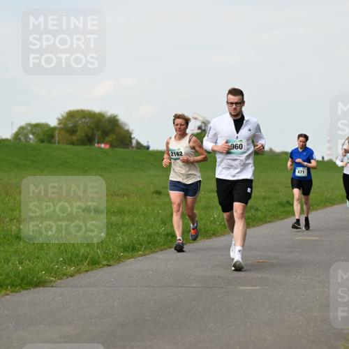 10.05.2026 - 8. Wedeler Halbmarathon Dr. Thomas Lammeyer http://msf.ph/oto/9696429 10.05.2026 11:24:44 Laufen 2162, 960, 471, 2199 meine-sportfotos.de