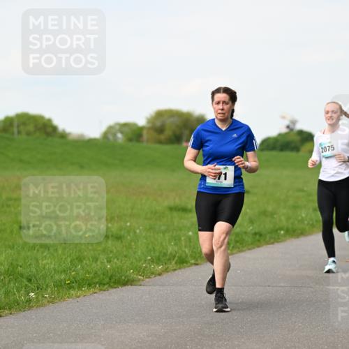 10.05.2026 - 8. Wedeler Halbmarathon Dr. Thomas Lammeyer http://msf.ph/oto/9696452 10.05.2026 11:24:49 Laufen 2075 meine-sportfotos.de