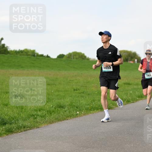 10.05.2026 - 8. Wedeler Halbmarathon Dr. Thomas Lammeyer http://msf.ph/oto/9696471 10.05.2026 11:24:53 Laufen 055, 741 meine-sportfotos.de
