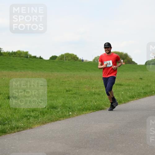 10.05.2026 - 8. Wedeler Halbmarathon Dr. Thomas Lammeyer http://msf.ph/oto/9696487 10.05.2026 11:24:58 Laufen  meine-sportfotos.de