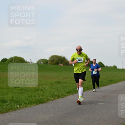 10.05.2026 - 8. Wedeler Halbmarathon Dr. Thomas Lammeyer http://msf.ph/oto/9696548 10.05.2026 11:25:24 Laufen 673 meine-sportfotos.de