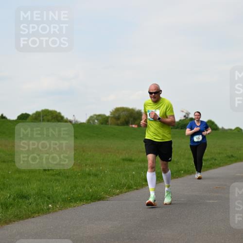 10.05.2026 - 8. Wedeler Halbmarathon Dr. Thomas Lammeyer http://msf.ph/oto/9696550 10.05.2026 11:25:24 Laufen  meine-sportfotos.de