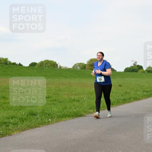 10.05.2026 - 8. Wedeler Halbmarathon Dr. Thomas Lammeyer http://msf.ph/oto/9696563 10.05.2026 11:25:28 Laufen  meine-sportfotos.de