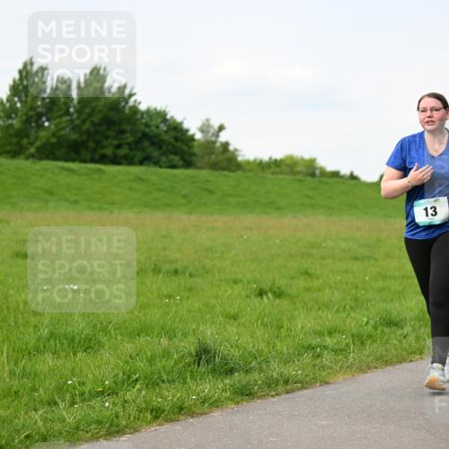 10.05.2026 - 8. Wedeler Halbmarathon Dr. Thomas Lammeyer http://msf.ph/oto/9696577 10.05.2026 11:25:30 Laufen  meine-sportfotos.de