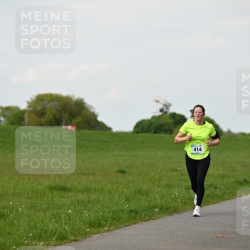 10.05.2026 - 8. Wedeler Halbmarathon Dr. Thomas Lammeyer http://msf.ph/oto/9696581 10.05.2026 11:25:35 Laufen 414 meine-sportfotos.de
