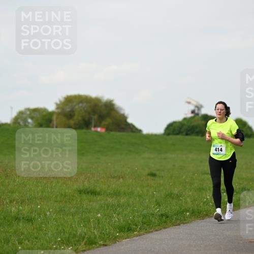 10.05.2026 - 8. Wedeler Halbmarathon Dr. Thomas Lammeyer http://msf.ph/oto/9696583 10.05.2026 11:25:36 Laufen 414, 334 meine-sportfotos.de