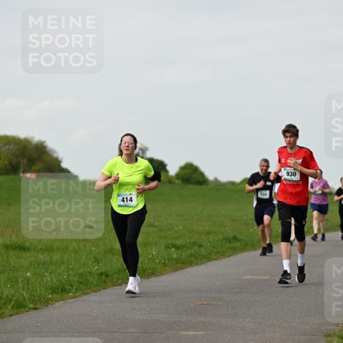 10.05.2026 - 8. Wedeler Halbmarathon Dr. Thomas Lammeyer http://msf.ph/oto/9696584 10.05.2026 11:25:37 Laufen 414, 334, 930 meine-sportfotos.de