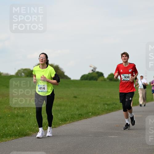 10.05.2026 - 8. Wedeler Halbmarathon Dr. Thomas Lammeyer http://msf.ph/oto/9696588 10.05.2026 11:25:38 Laufen 414, 930 meine-sportfotos.de