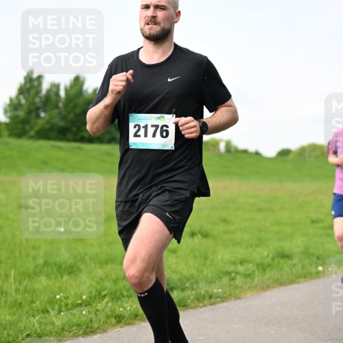 10.05.2026 - 8. Wedeler Halbmarathon Dr. Thomas Lammeyer http://msf.ph/oto/9696644 10.05.2026 11:25:51 Laufen 2176, 440 meine-sportfotos.de